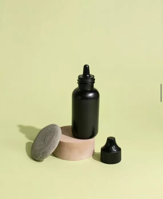 Флакон-крапельник Оксі із чорного матового пластику / 30 мл