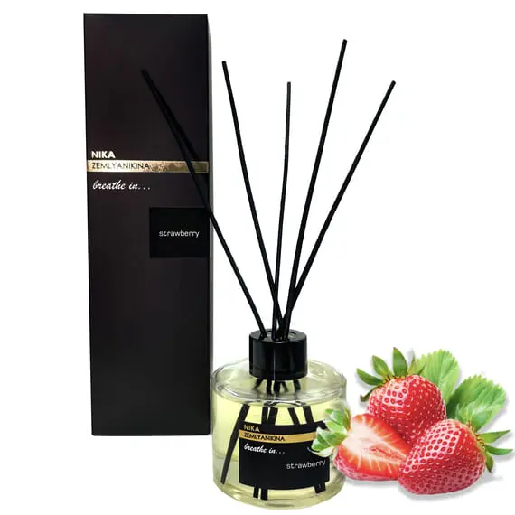 Nika Zemlyanikina / Аромадифузор / STRAWBERRY / 130мл