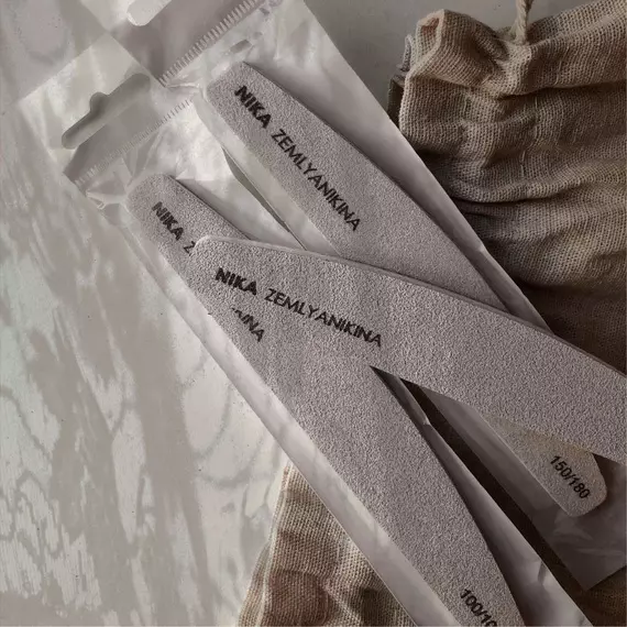 Nika Zemlyanikina / Пилочка півмісяць / 150/180