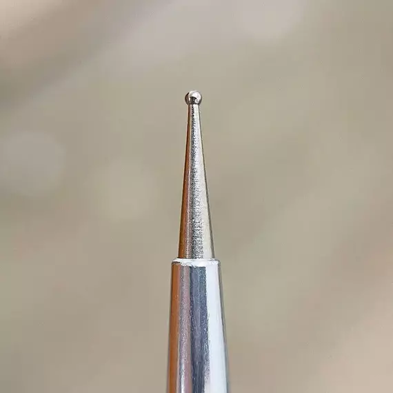 Дотс для дизайна ногтей.