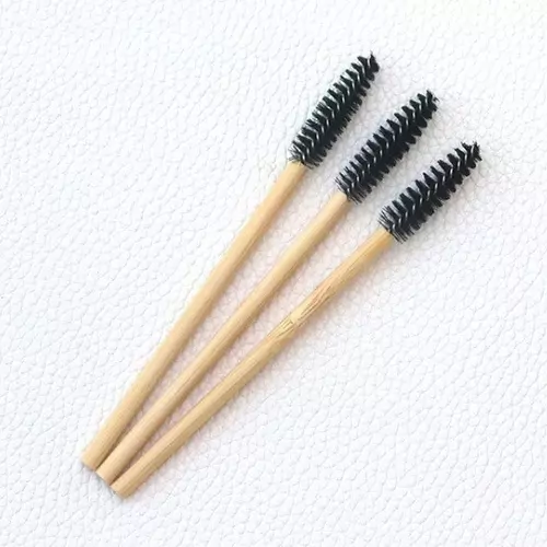 Щіточка для вій нейлонова / Бамбукова ручка