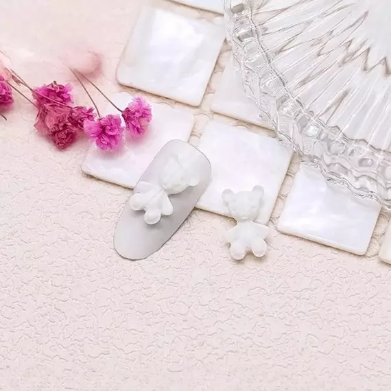 Шарми (фігурки) для нігтів / К-203 Ведмедик 14.5х10 мм (1 шт) / білі