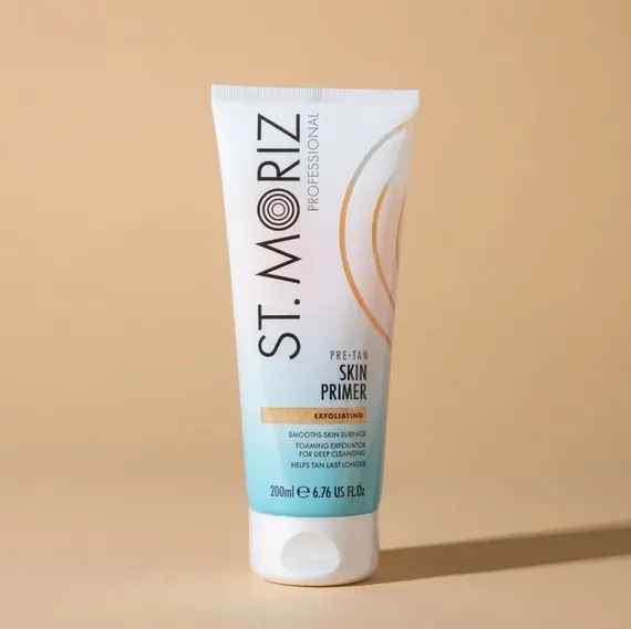 St.Moriz Advanced / Відлущуючий скраб для тіла / Exfoliating Skin Primer / 200 мл