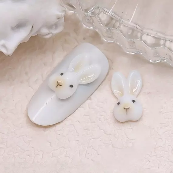 Шарми (фігурки) для нігтів / К-59 Зайчик 8х14 мм (1 шт) / біло-жовті