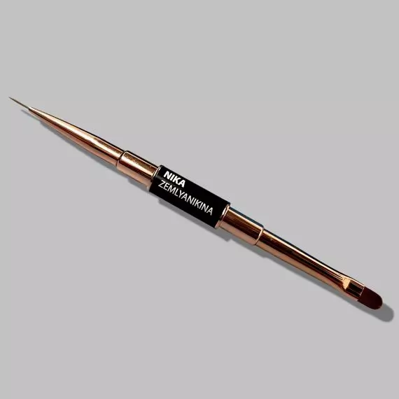 Nika Zemlyanikina / Кисточка Liner 9мм / Oval Brush 6мм