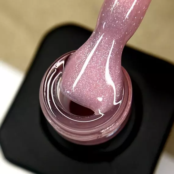 Nika Zemlyanikina / Rubber Base Shine Love / Рожевий з сріблястим шимером / 15мл